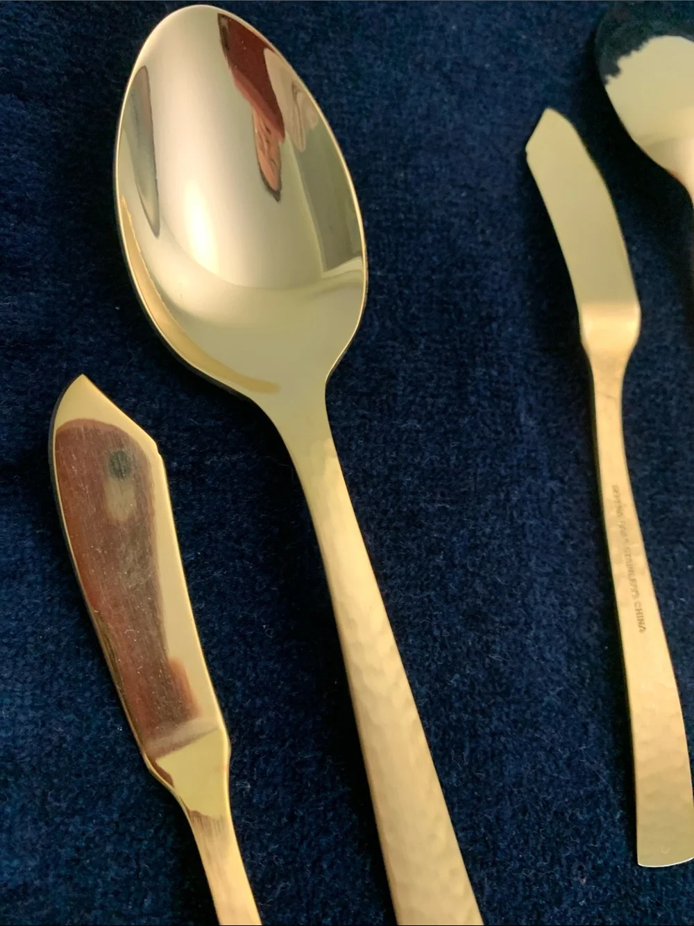 Hammered Gold Flatware Serving Set - 6 Polished Gold Spreaders & Spoons NWOT